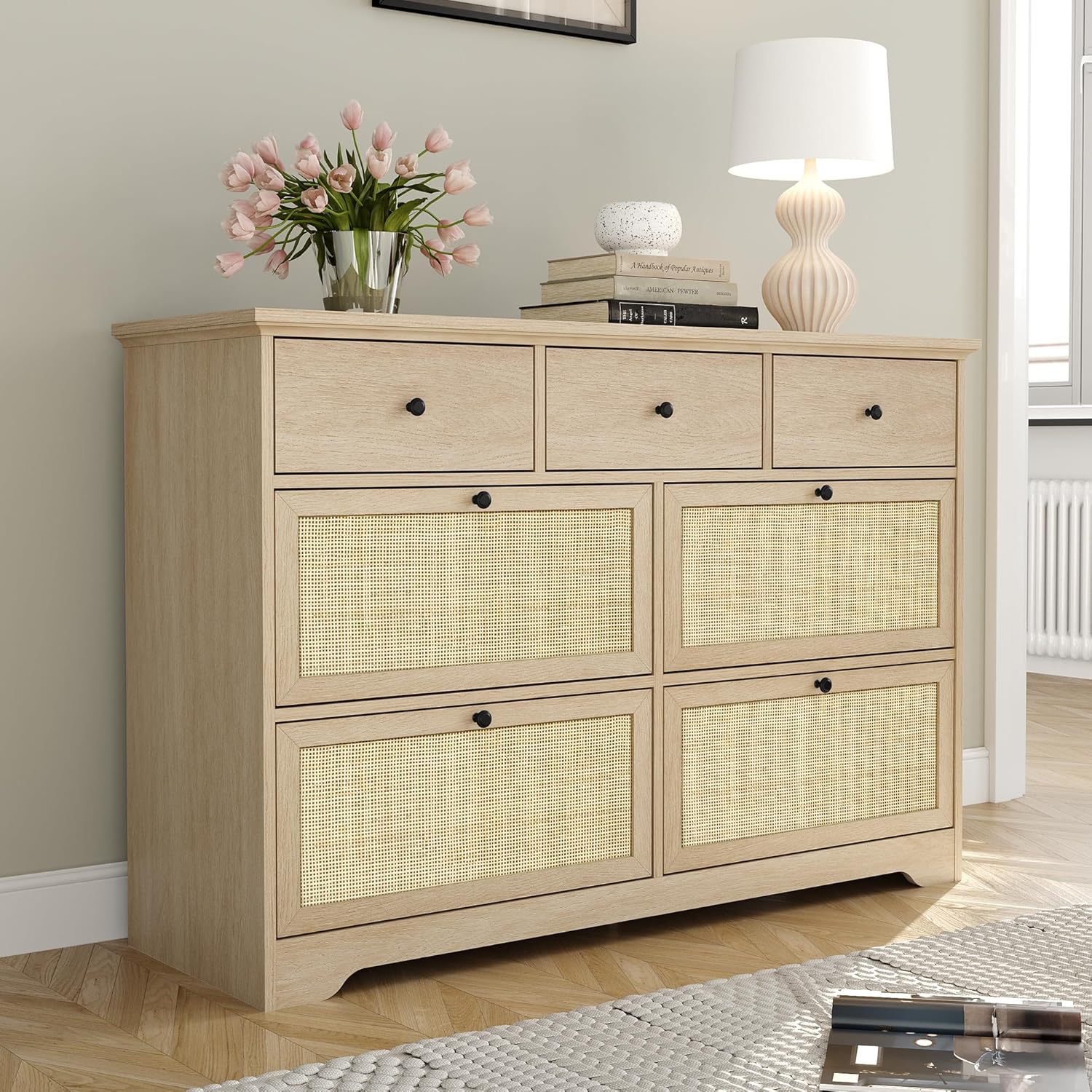 DRESSER